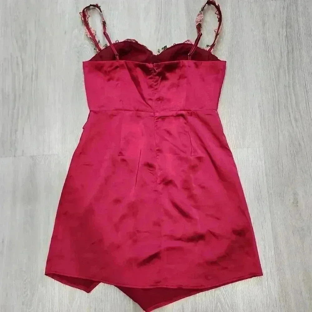 NWT Here Comes the Sun Women's Rose Garden Floral Applique Dress Merlot Medium - Picture 5 of 7